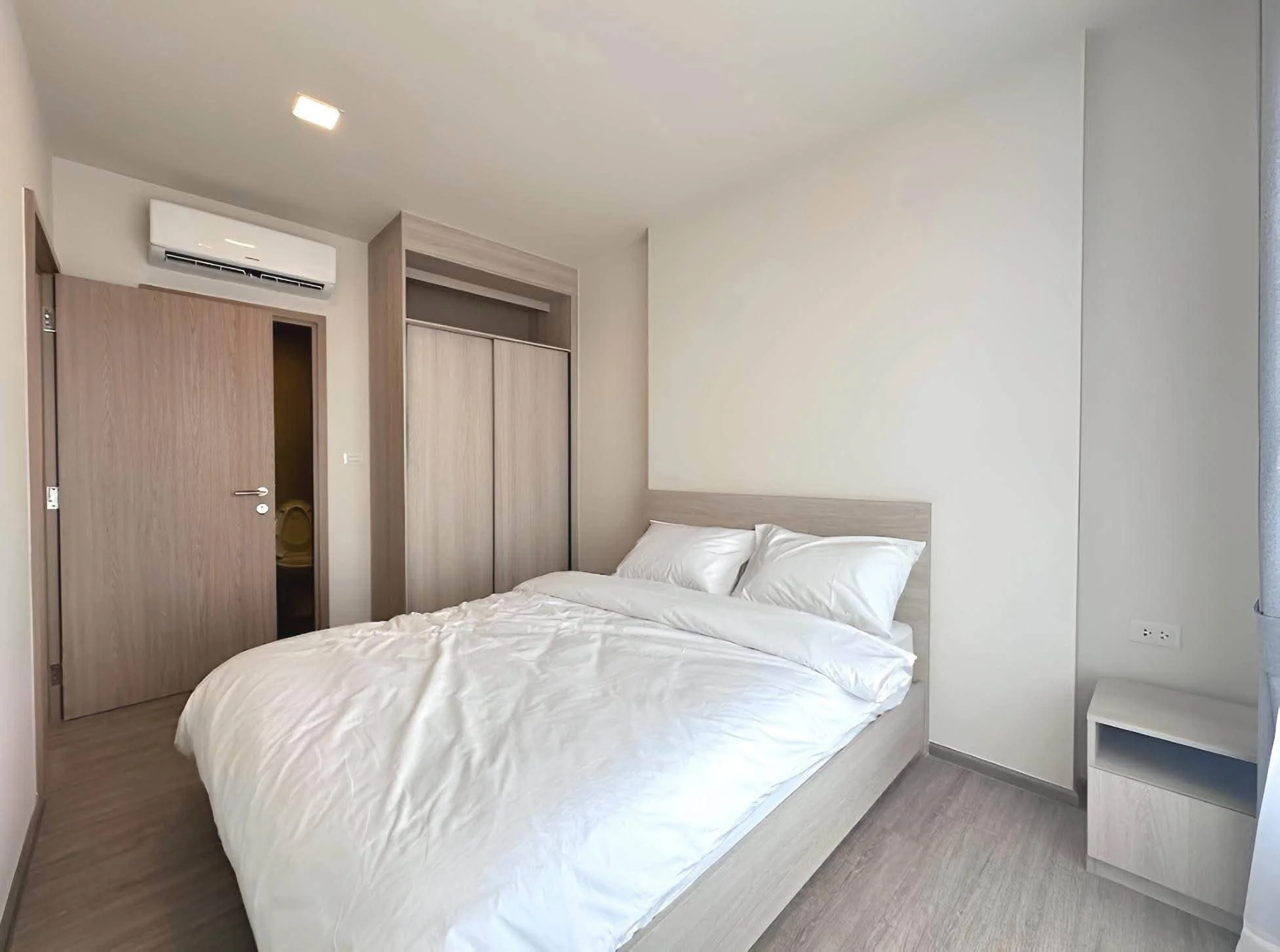 1 Bedroom condo in NIA by Sansiri