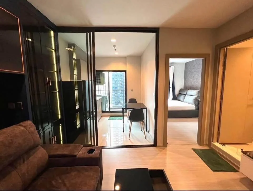 1 Bedroom condo in Life Asoke-Rama 9
