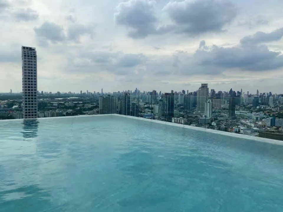 1 Bedroom condo in Knightsbridge Prime Onnut