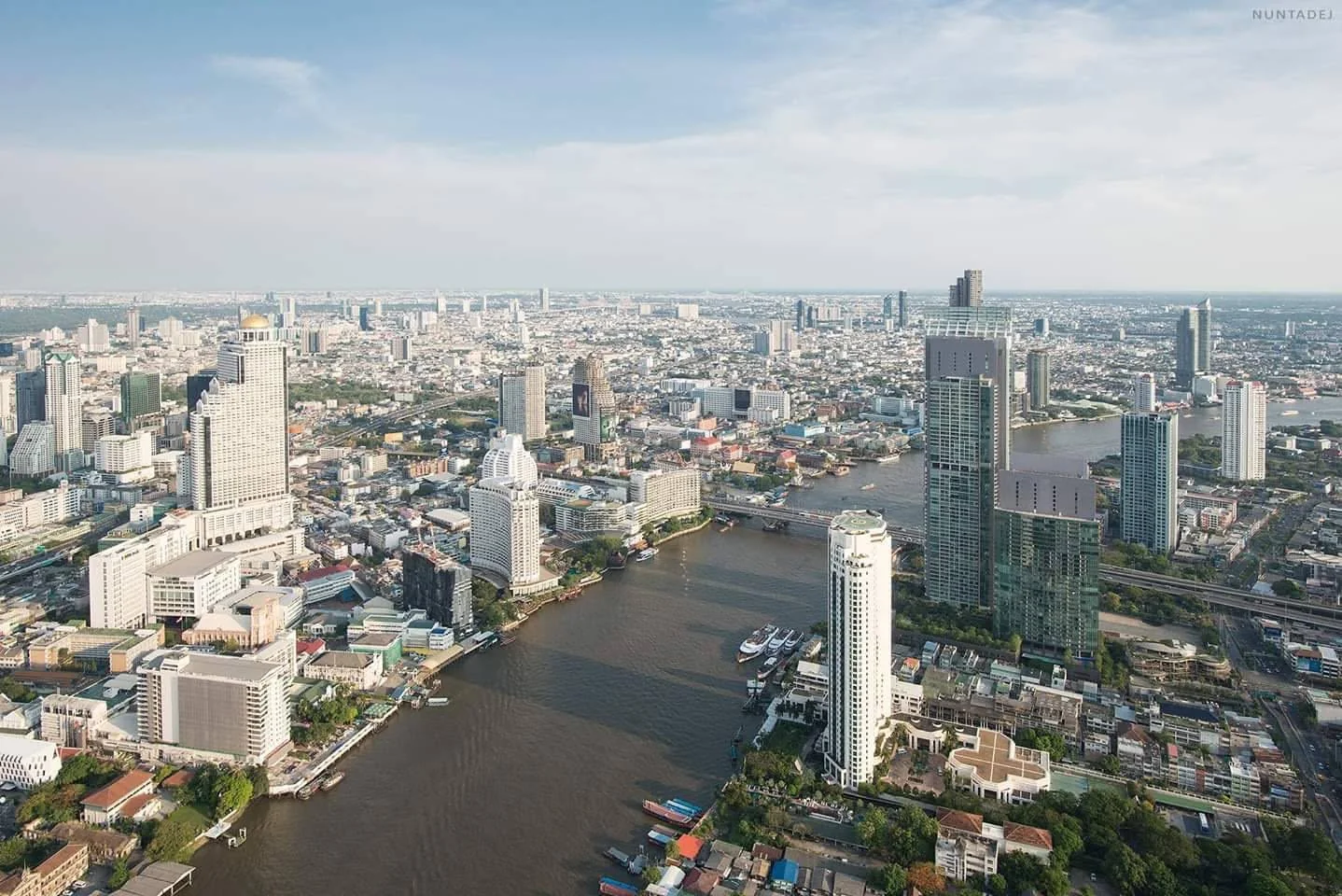 1 Bedroom condo in Magnolias Waterfront Residences