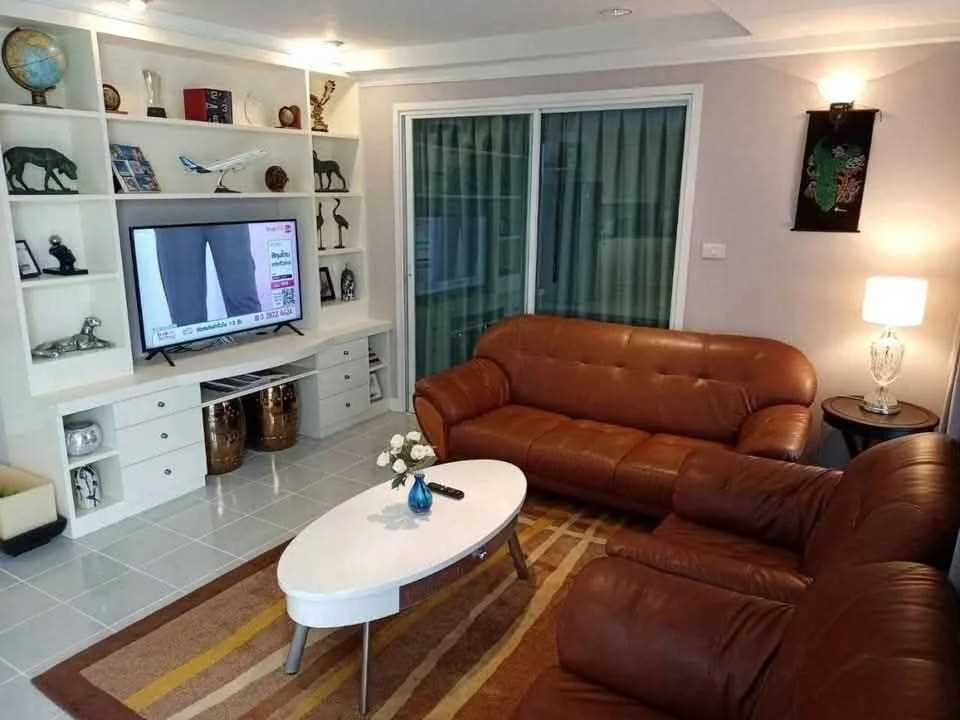 2 Bedroom condo in Supalai Place Sukhumvit 39