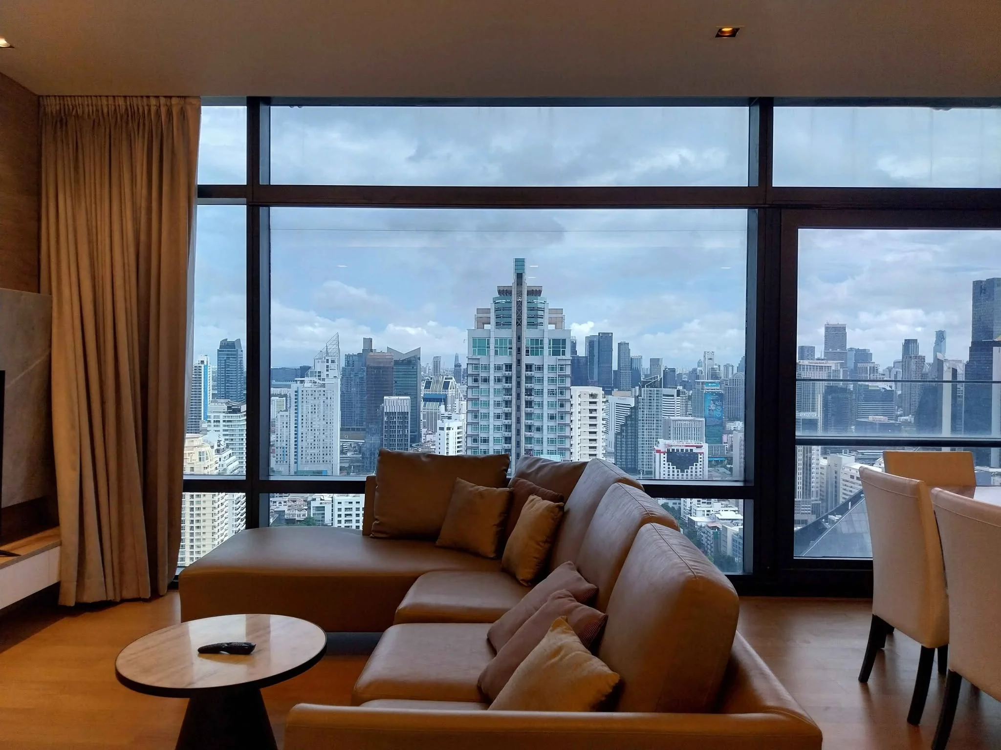3 Bedroom condo in Circle Living Prototype