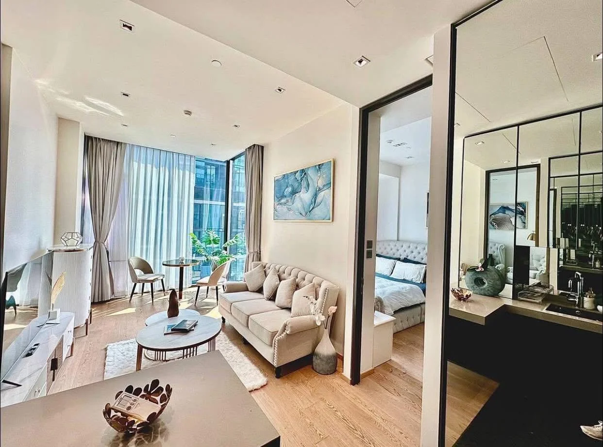 1 Bedroom condo in 28 Chidlom