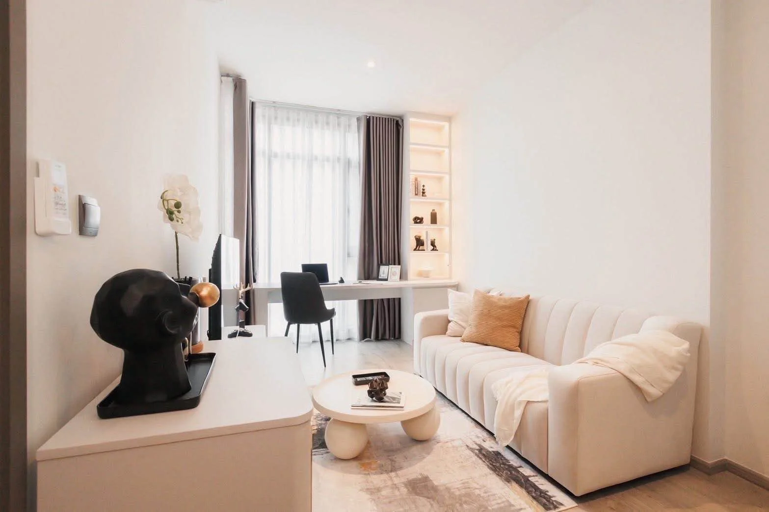 1 Bedroom condo in Rhythm Ekkamai Estate