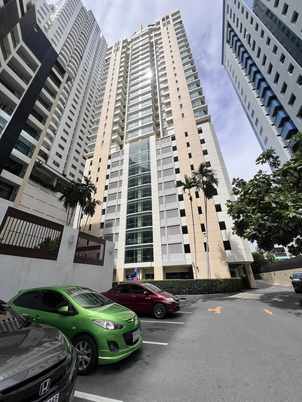 1 Bedroom condo in 59 Heritage