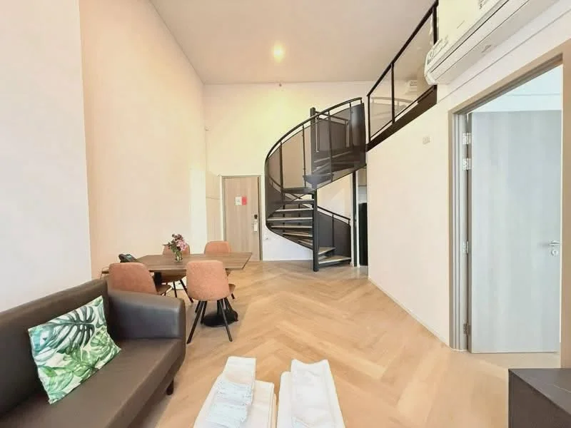2 Bedroom condo in Siamese Sukhumvit 48