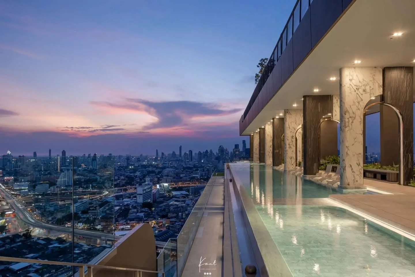 1 Bedroom condo in Life Rama 4-Asoke