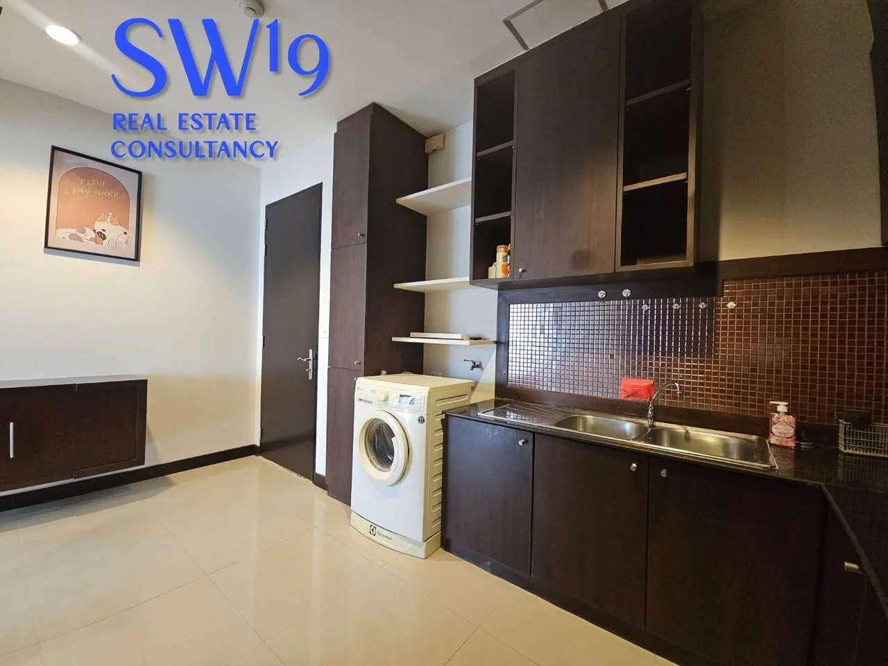 3 Bedroom condo in Citi Smart Sukhumvit 18