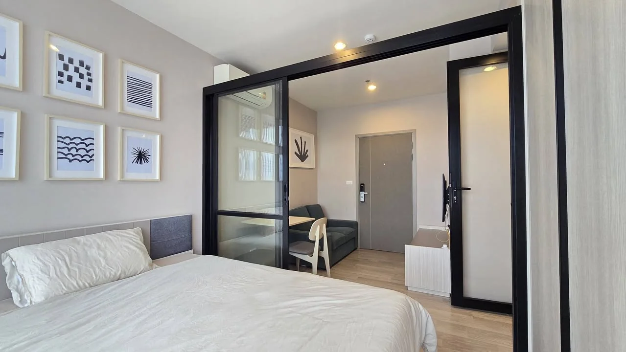 1 Bedroom condo in IDEO Mobi Sukhumvit Eastpoint