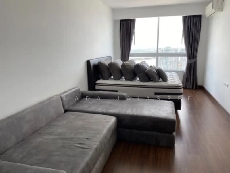 2 Bedroom condo in Supalai Prima Riva (Residential)