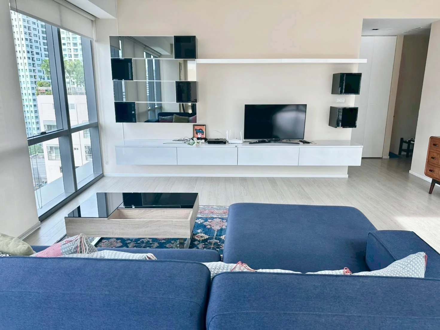 2 Bedroom condo in The Room Sukhumvit 21