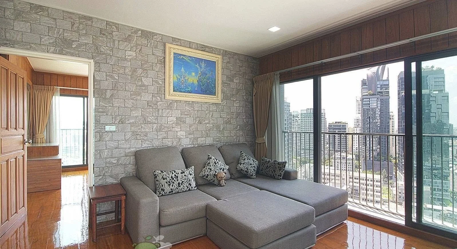 1 Bedroom condo in Noble Remix