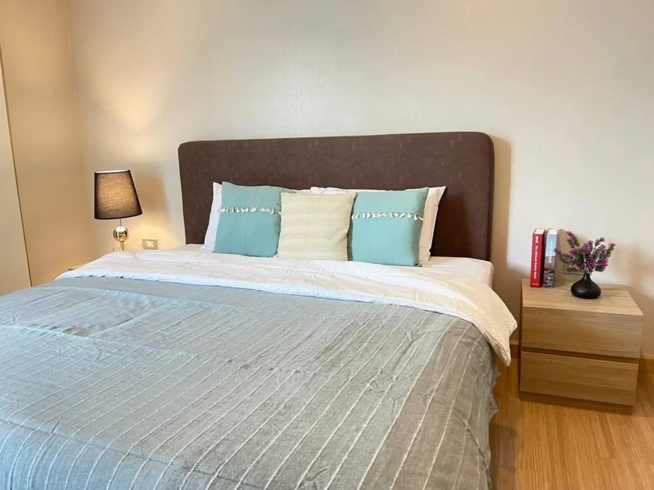 1 Bedroom condo in The Ace Ekamai