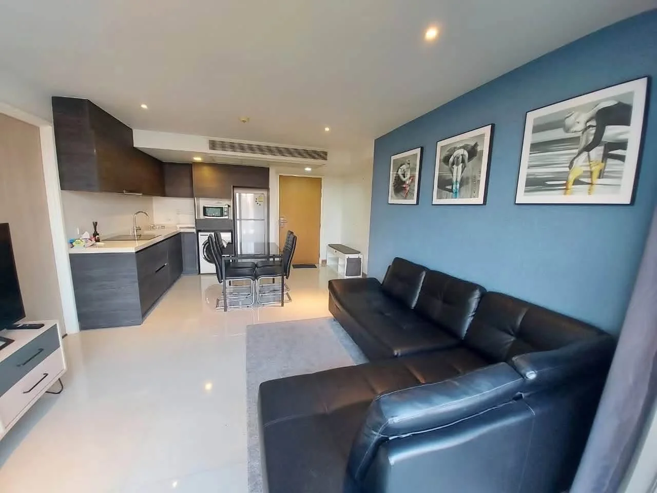 2 Bedroom condo in Downtown Forty Nine