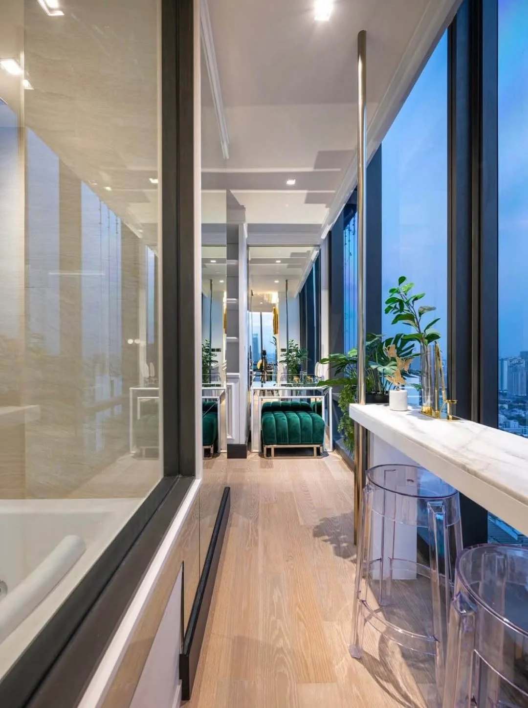 1 Bedroom condo in ASHTON Silom