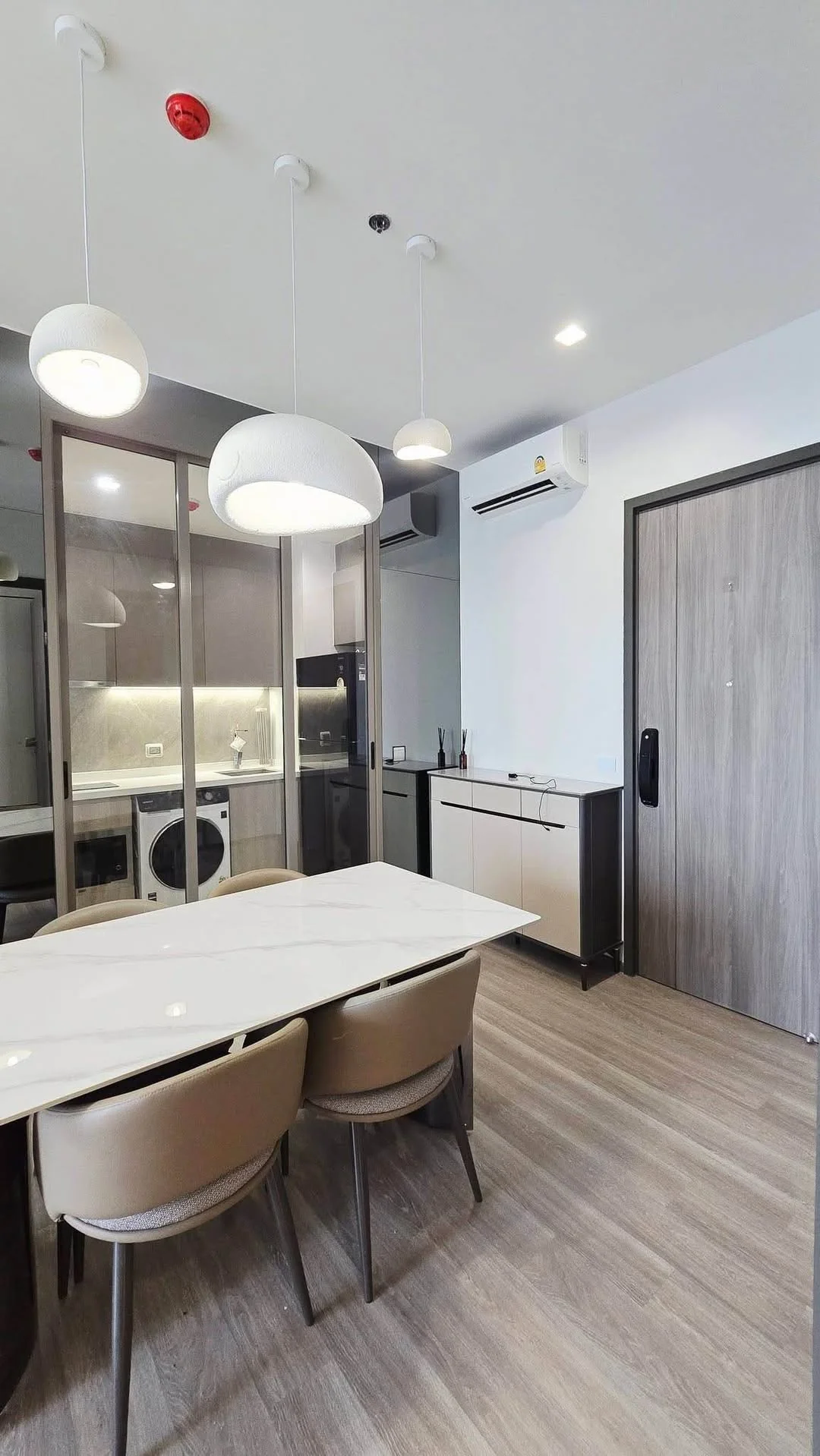 1 Bedroom condo in Rhythm Charoenkrung Pavillion