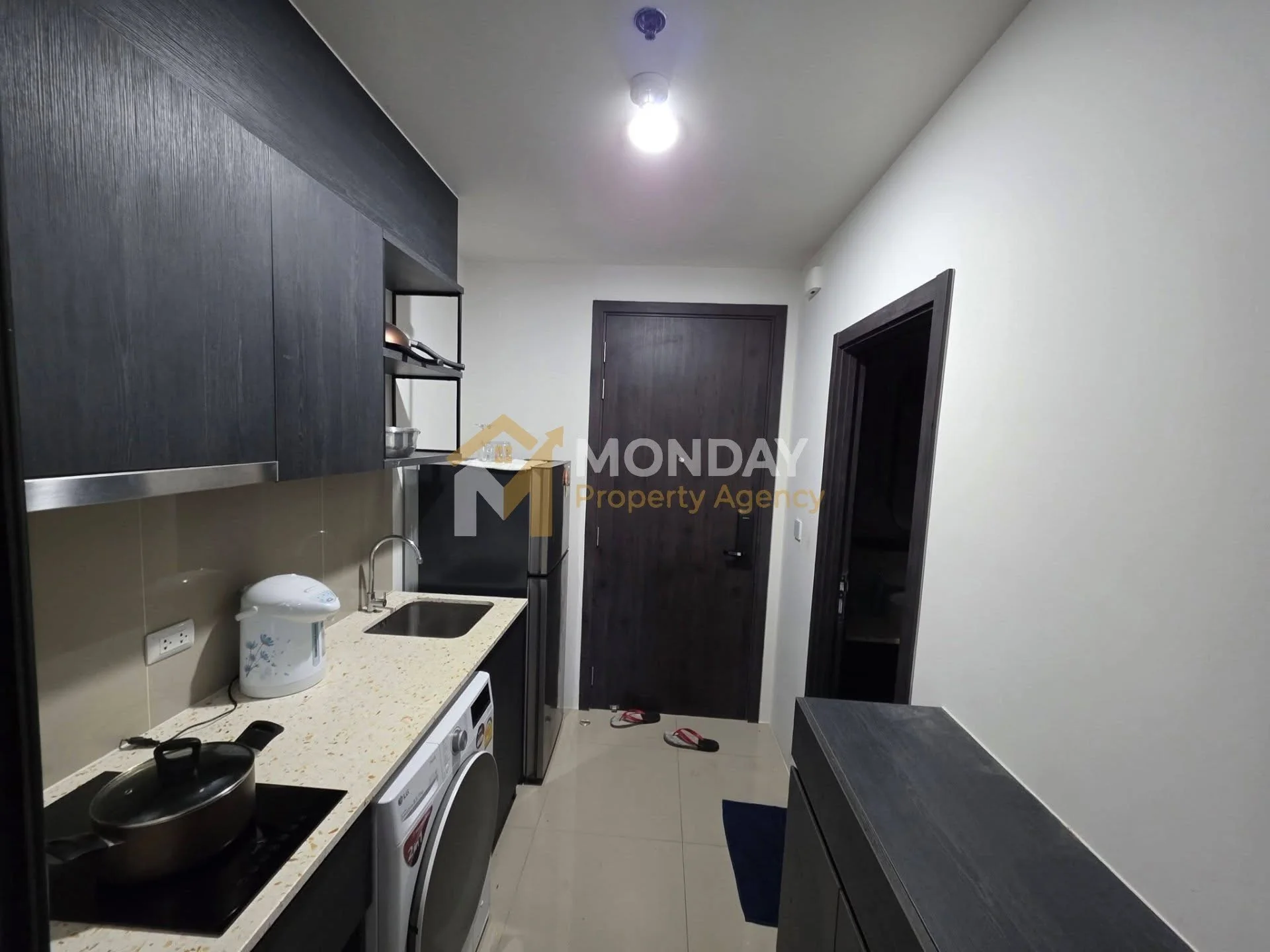 1 Bedroom condo in XT Huaikhwang