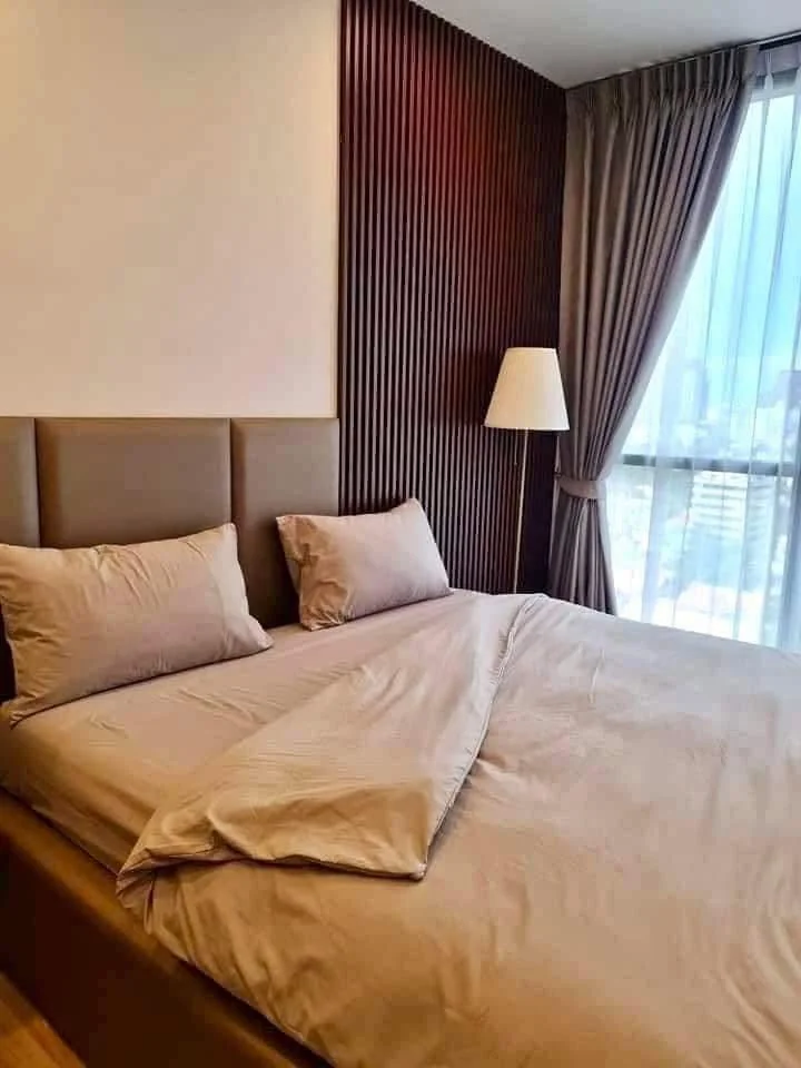 1 Bedroom condo in Oka Haus Sukhumvit 36