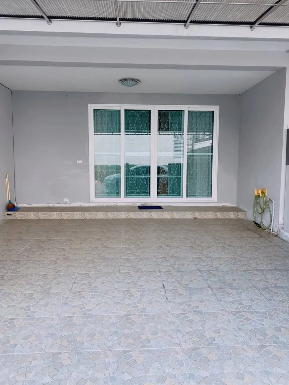 3 Bedroom condo in The Exclusive Pattanakarn 44
