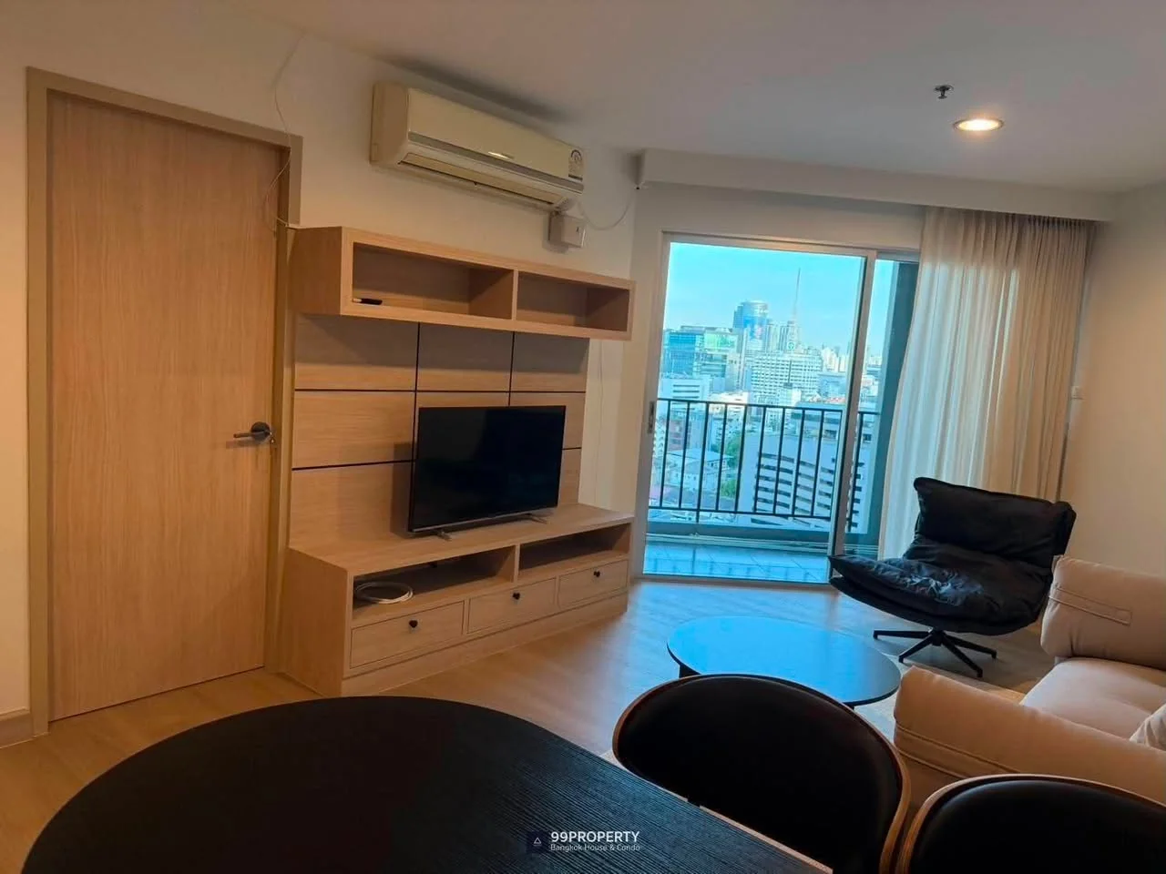 2 Bedroom condo in Belle Grand Rama 9