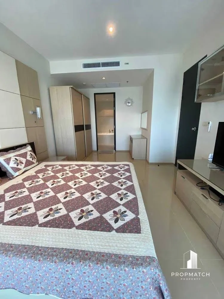 2 Bedroom condo in River House Condominium