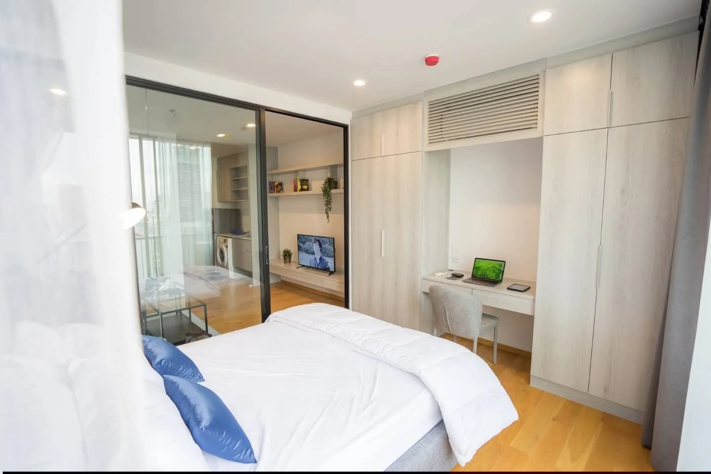 1 Bedroom condo in Noble Revo Silom