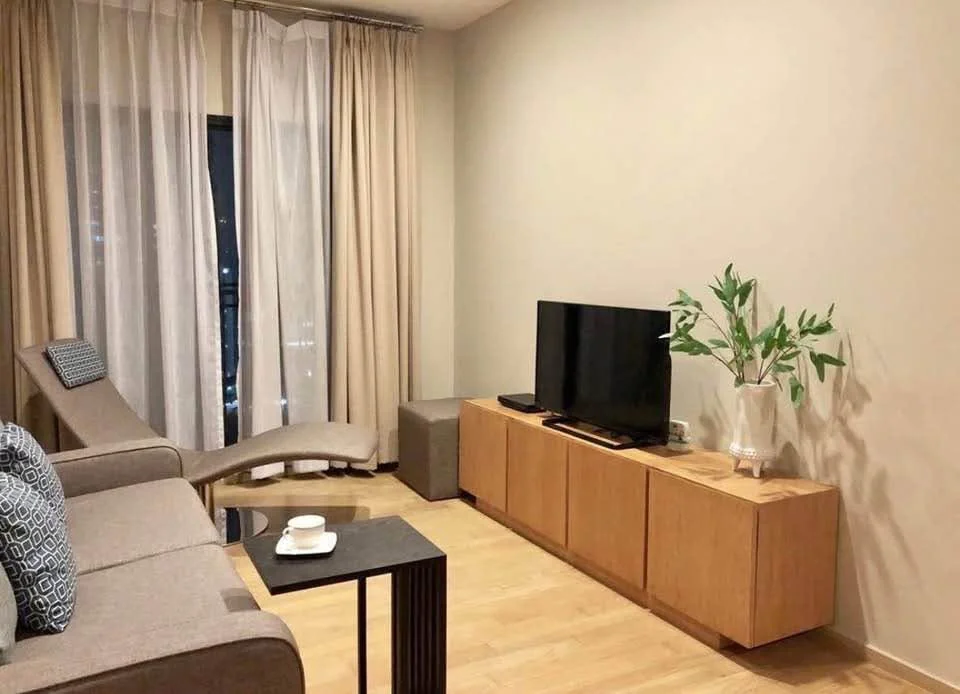 1 Bedroom condo in Noble Reveal
