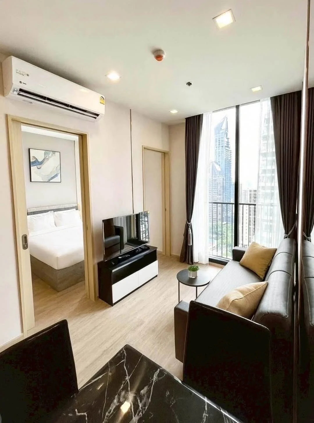 1 Bedroom condo in Noble State 39