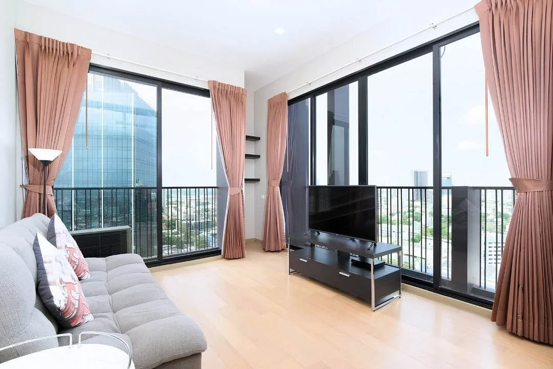 1 Bedroom condo in Noble Reveal
