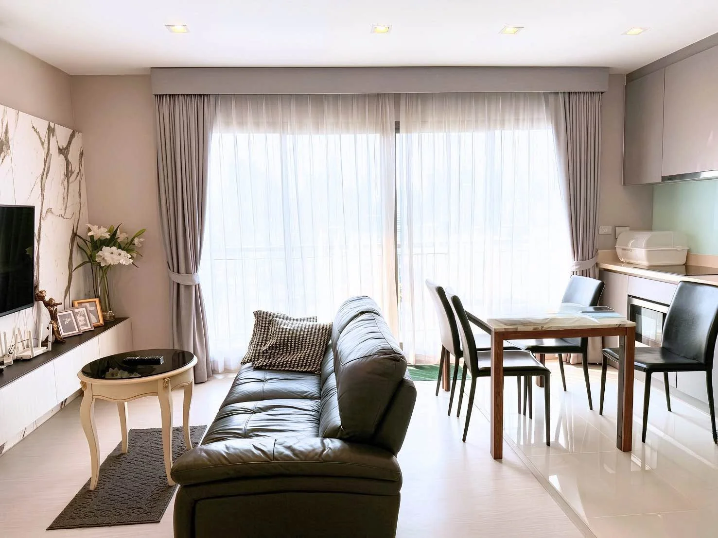 2 Bedroom condo in Rhythm Sukhumvit 36-38