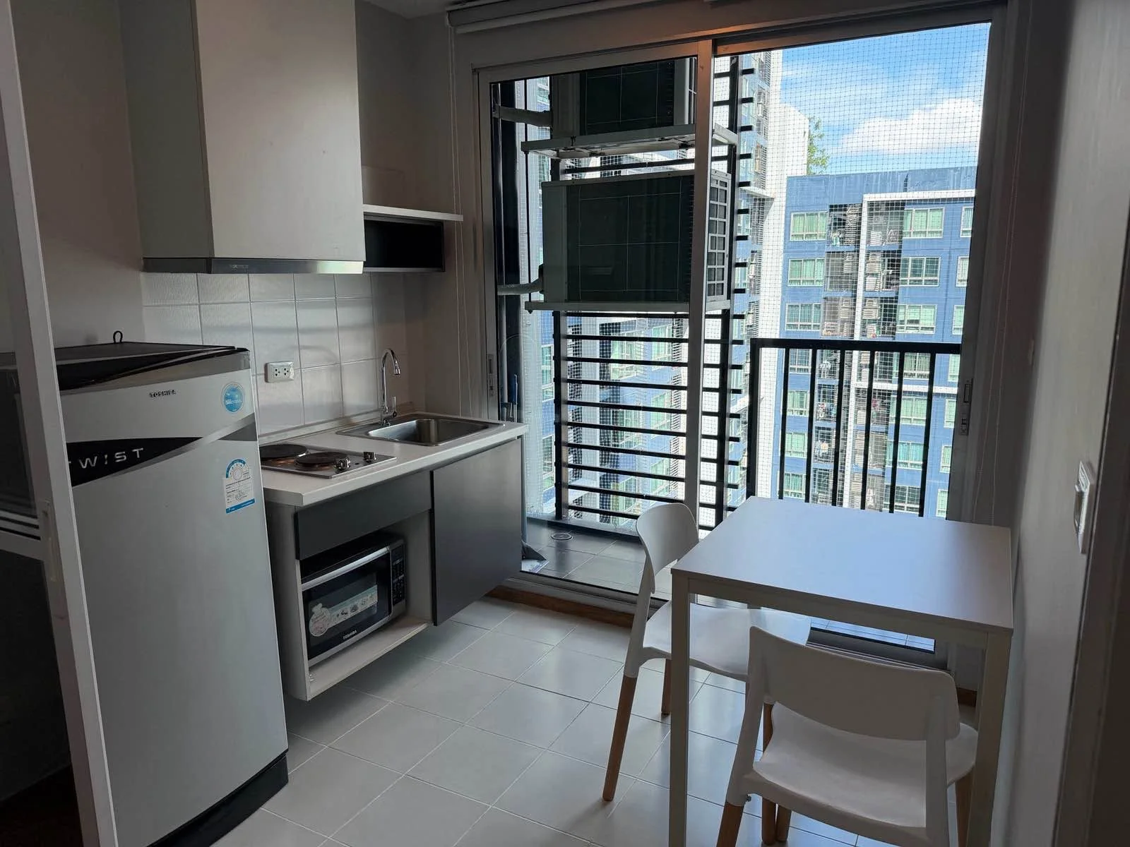 1 Bedroom condo in The Base Sukhumvit 77