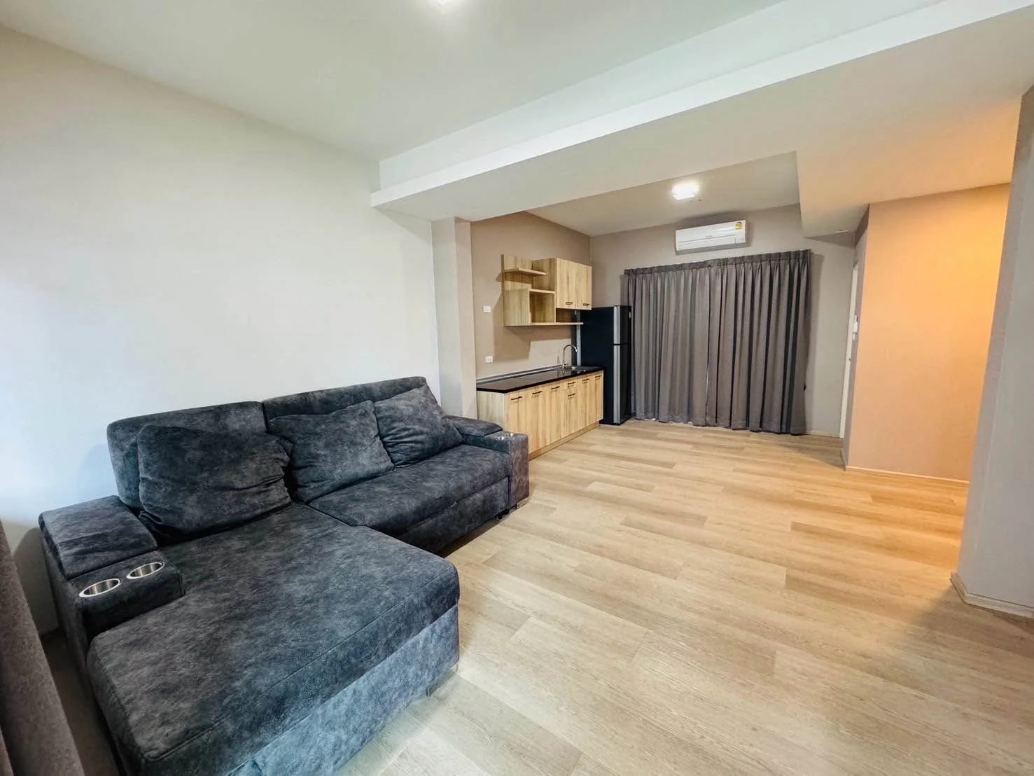 3 Bedroom condo in Indy Bangna-Ramkhamhaeng 2