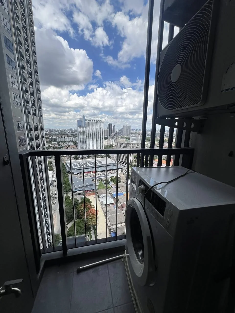 1 Bedroom condo in The Politan Rive