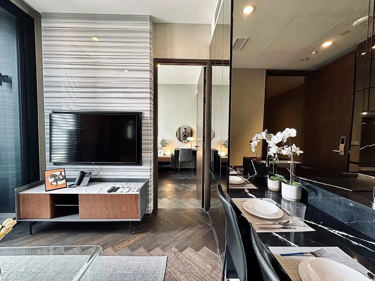 1 Bedroom condo in The Esse Sukhumvit 36
