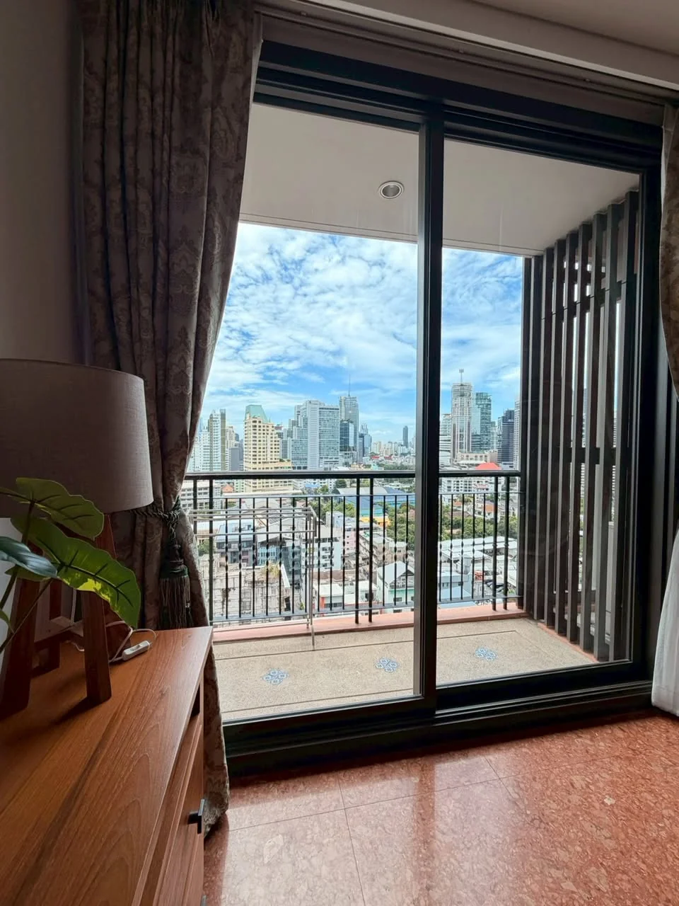 2 Bedroom condo in AGUSTON Sukhumvit 22