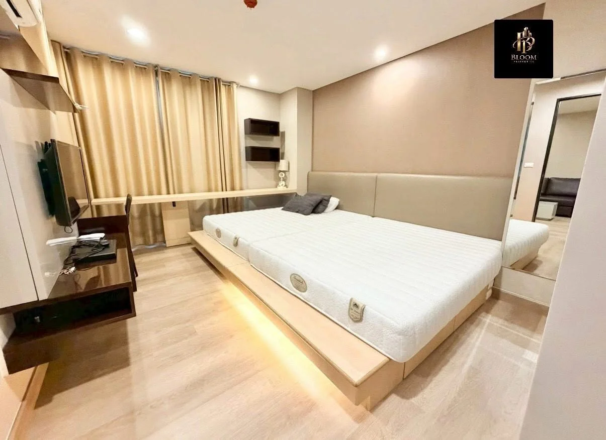 2 Bedroom condo in The Address Pathumwan