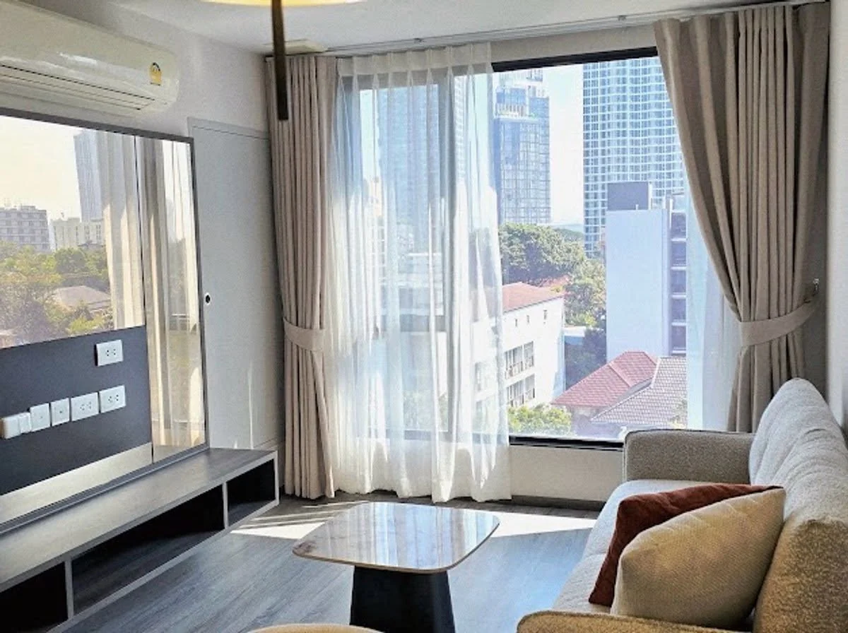 2 Bedroom condo in IDEO Mobi Sukhumvit 40