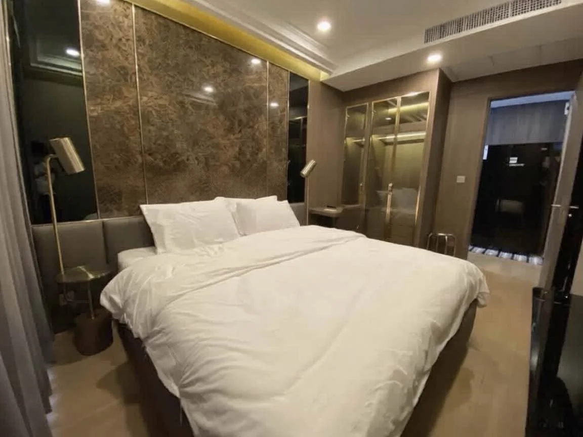 2 Bedroom condo in ASHTON Chula-Silom