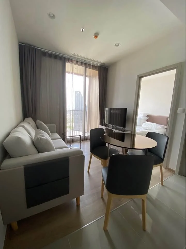 1 Bedroom condo in Oka Haus Sukhumvit 36