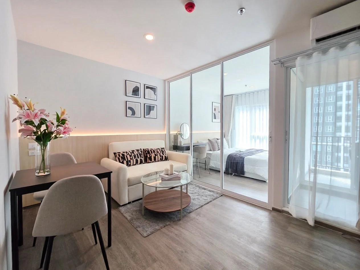 Studio condo in Regent Home Bangna