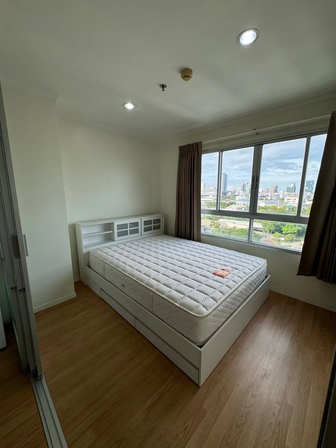 1 Bedroom condo in Lumpini Ville La Salle-Bearing