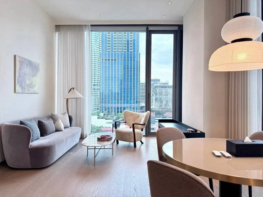 1 Bedroom condo in Scope Langsuan