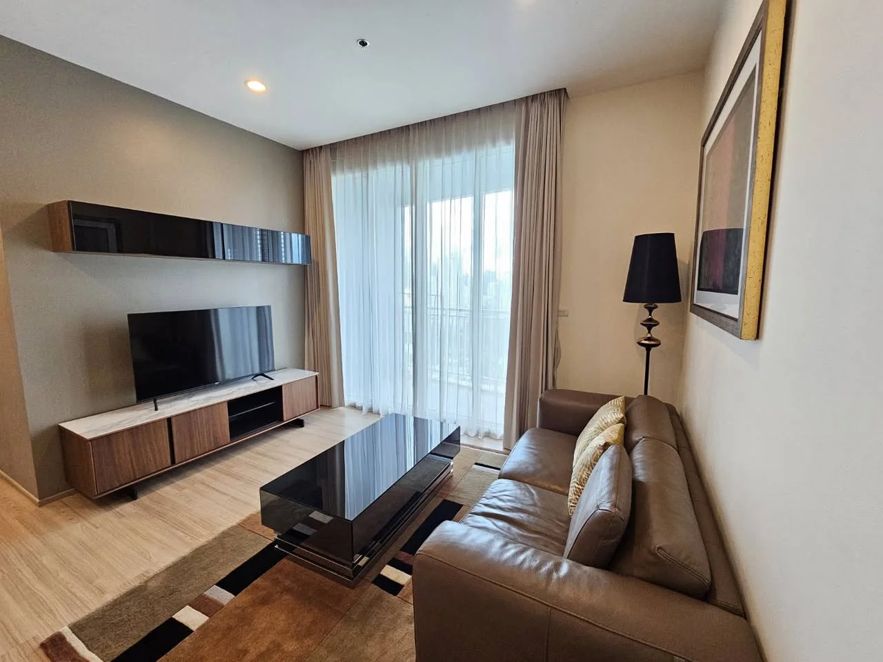 1 Bedroom condo in 39 by Sansiri