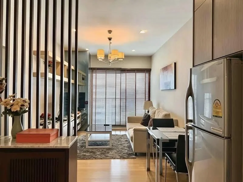1 Bedroom condo in Noble Refine