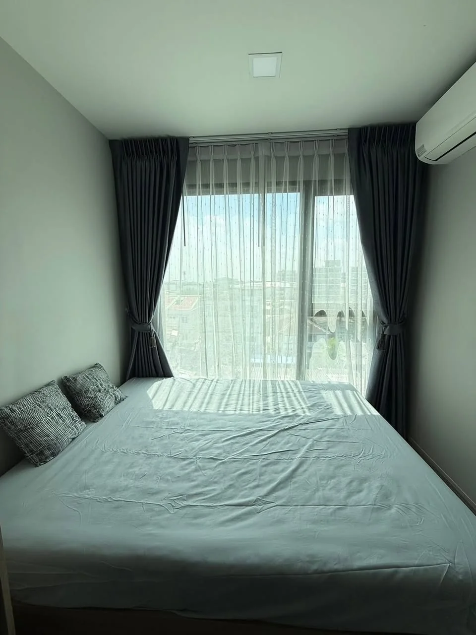1 Bedroom condo in The Privacy S101