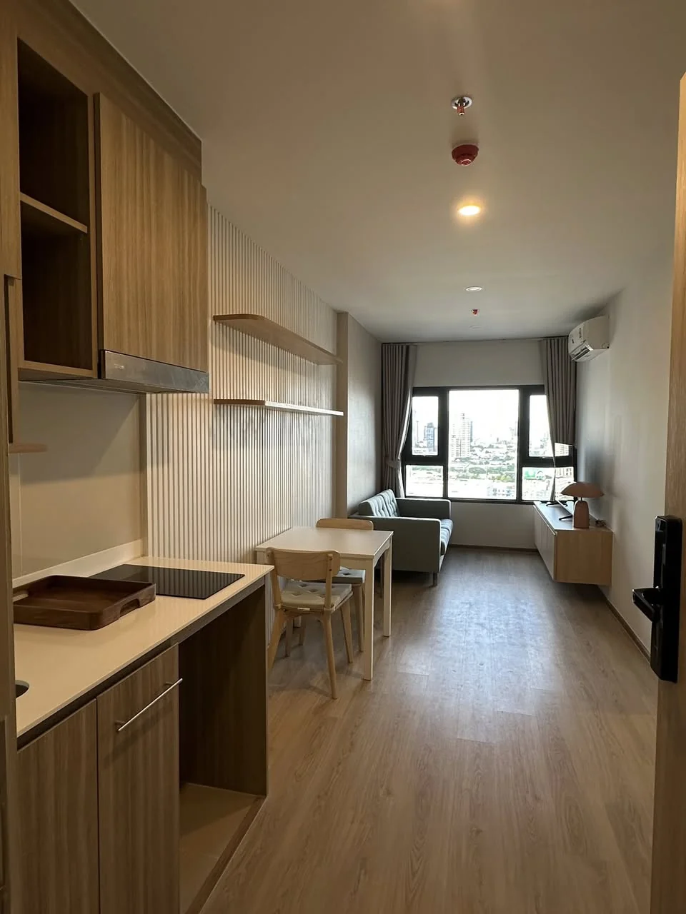1 Bedroom condo in Life Rama 4-Asoke