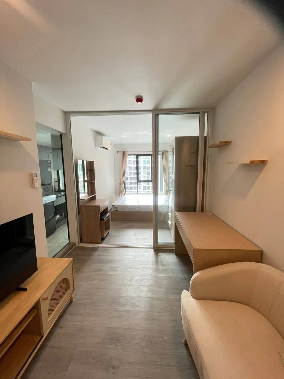 Studio condo in Regent Home Wutthakat