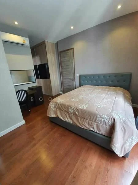 2 Bedroom condo in Mayfair Place Sukhumvit 50