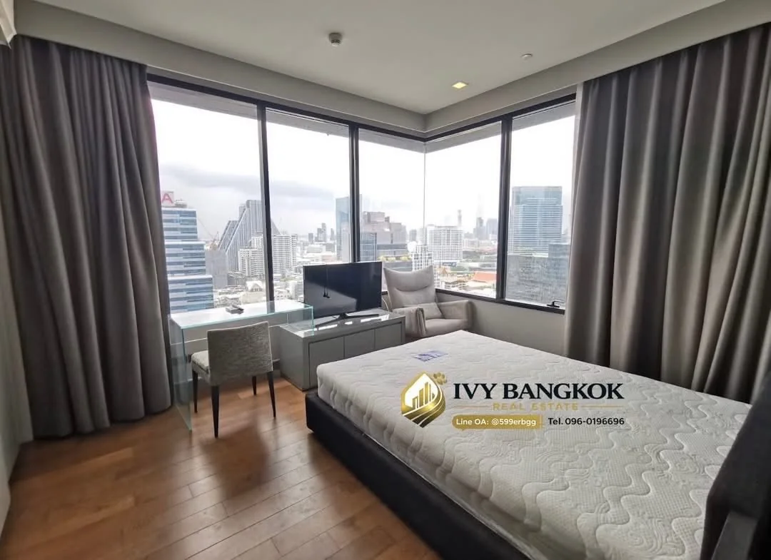 2 Bedroom condo in M Silom