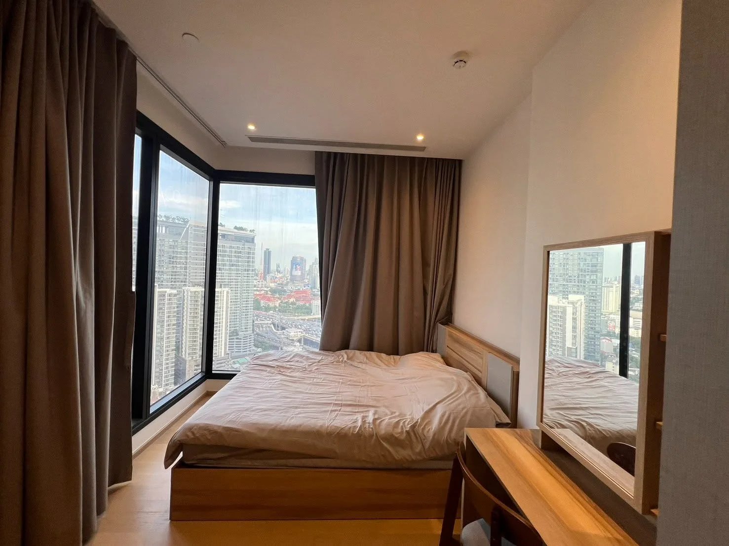 1 Bedroom condo in ASHTON Asoke-Rama 9